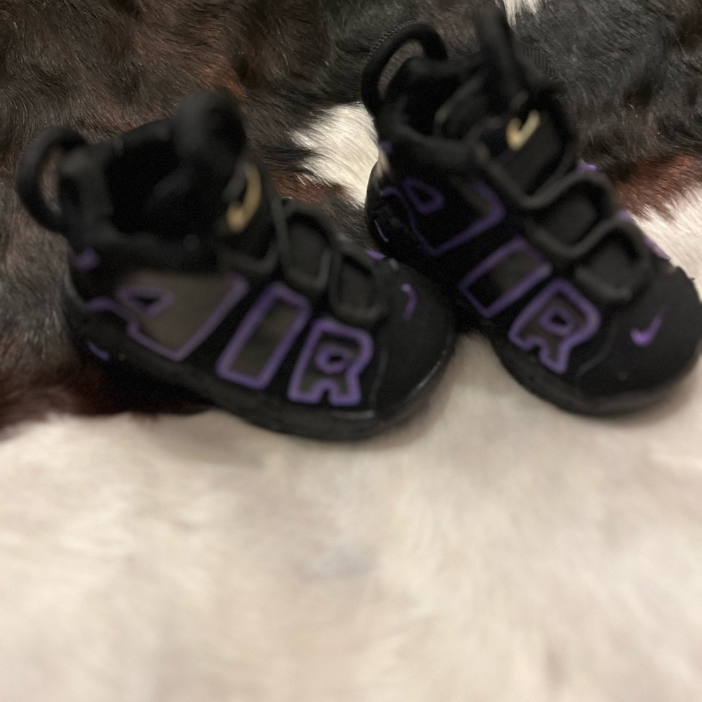 Nike Kids Black and Purple Air Sneakers